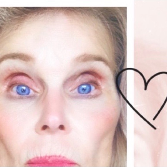 Meet your Posher, Julie 🥰🇨🇦 - Picture 1 of 6